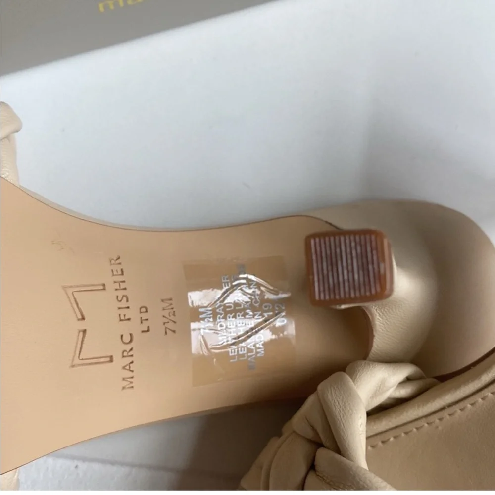 NWT Marc Fisher DRAYA SQUARE TOE Heel Size 7.5 - Picture 8 of 8